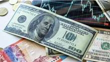 "Покупают доллар по 500, продают за 600": казахстанские банки призвали "снизить градус истерики"