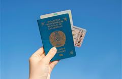 Казахстанский паспорт стал сильнее: для путешествия в какие страны не надо получать визу заранее
