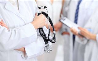 В больницах Усть-Каменогорска не хватает больше 80 врачей