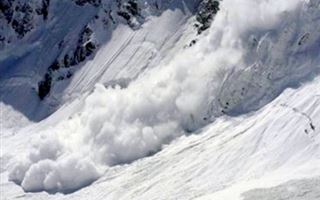 Опасность схода лавин объявили в ВКО