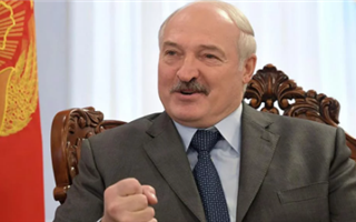 Поставка казахстанской нефти в Беларусь возможна только с согласия России - Лукашенко
