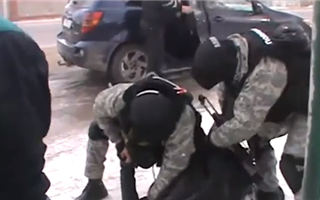 В ходе спецоперации на трассе Алматы-Бишкек изъяли крупную партию наркотиков
