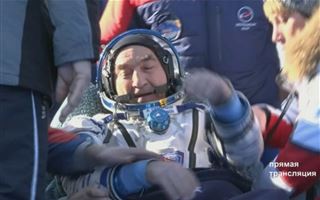 Экипаж МКС приземлился близ Жезказгана