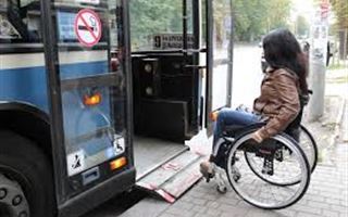 Астанчанка с инвалидностью рассказала о сложностях в общественном транспорте