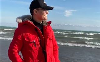 Али Окапов делится архивными видео и поддерживает казахстанцев