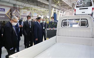 Премьер-министры Казахстана и Узбекистана дали старт совместному производству новых моделей автомобилей в Костанае