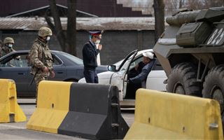 В Алматы машины нарушителей карантина будут отправлять на штрафстоянки