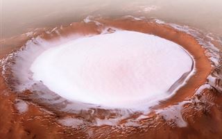 Раскрыто происхождение огромных резервуаров воды на Марсе