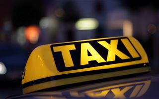 В Кызылорде временно запретили услуги такси