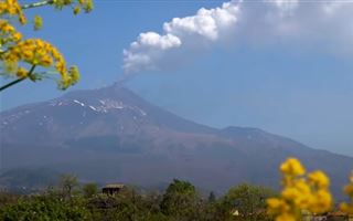 В Италии проснулся вулкан Этна — крупнейший на территории Европы
