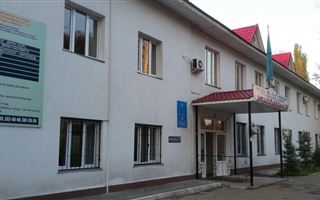 12-ю поликлинику закрыли на карантин в Алматы