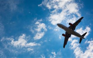 В Казахстане отменили справку на коронавирус для полета на самолете