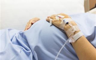 Беременную женщину спасли алматинские кардиологи