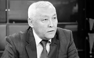 Умер известный казахстанский журналист, ранее попавший в больницу с подозрением на коронавирус