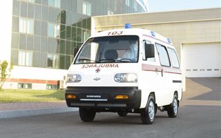 Kaspi.kz дарит 100 машин скорой помощи