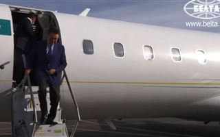 Премьер-министр Казахстана Аскар Мамин прилетел в Минск