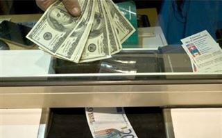 Изменено время работы казахстанских банков и обменных пунктов