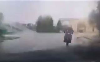 В Казнете появилось видео погони полицейских за байкером