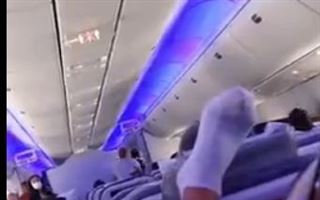 "Хорошо, не в окно": пассажирка самолета возмутила Казнет