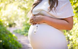 247 беременных казахстанок получают лечение от коронавируса