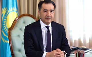 Аким Алматы Бакытжан Сагинтаев поздравил жителей города с Днем независимости