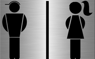 В Таразе родителей волнует то, что их детей не пускают в школьные туалеты