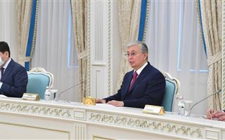 Касым-Жомарт Токаев принял министра иностранных дел Узбекистана Абдулазиза Камилова
