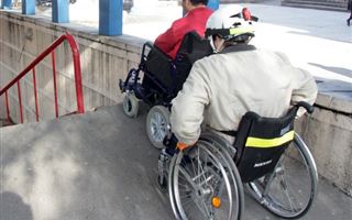 "Вы не считаете нужным обращать внимание на нашу нищенскую жизнь": инвалиды Казахстана шлют сигнал SOS