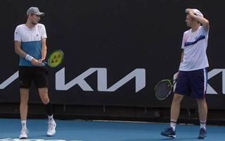 Казахстанские теннисисты Андрей Голубев и Александр Бублик пробились в полуфинал «Ролан Гаррос»