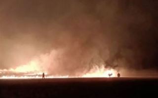 В Акмолинской области три дня тушили степной пожар