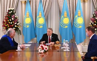 Нурсултан Назарбаев встретился с писателем Дулатом Исабековым