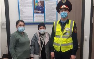 Казахстанка забыла свою сумку с деньгами в аэропорту Туркестана