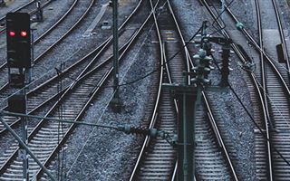 Премьер-министр РК и посол Швейцарии обсудили возможности стратегического сотрудничества в железнодорожной отрасли