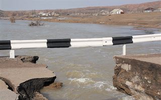В Казахстане каждый год на ликвидацию паводков уплывают миллиарды тенге