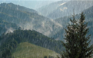 ДЧС призвал алматинцев отложить поход в горы до лучших времён