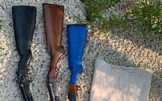 Несколько ружей, пистолеты и патроны разного калибра найдены в Медеуском районе Алматы