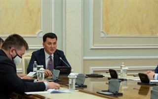 Государственный советник провел заседание Комиссии по вопросам противодействия коррупции
