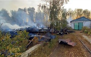 Крупный пожар произошел в селе Восточно-Казахстанской области