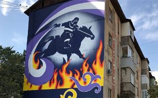 Мурал с изображением пожарного появился в Алматы