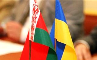 Украина рассмотрит отмену безвизового режима с Беларусью