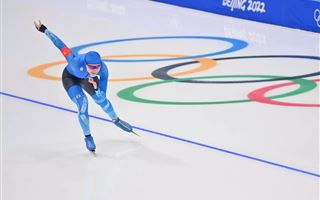 Казахстанские конькобежки завоевали "золото" и "серебро" на турнире в Канаде