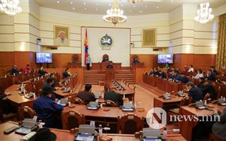 Парламент Монголии поддержал предложение кабмина об объявлении режима ЧП в Улан-Баторе