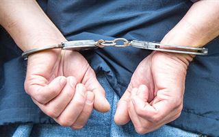 Гастролеров-карманников задержали полицейские в Астане  