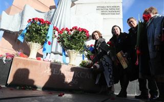 Память жертв декабрьских событий почтили в Алматы