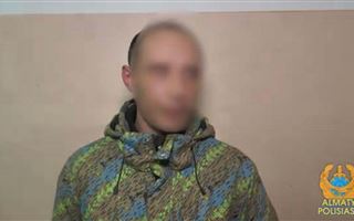 В Алматы задержали закладчика кокаина
