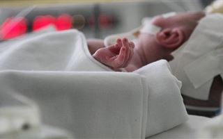 В Павлодаре медики спасли жизнь новорожденному ребенку