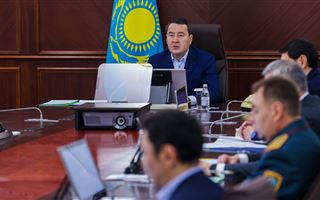"Госорганам нужно решать вопросы казахстанцев проактивно, не дожидаясь поступления жалоб" - Алихан Смаилов