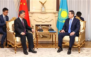 Алихан Смаилов встретился с секретарем парткома КПК Синьцзян-Уйгурского автономного района КНР Ма Синжуем