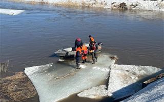 В Акмолинской области на реках продолжают взрывать лед