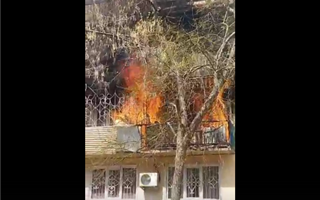 В Усть-Каменогорске из-за пожара сгорело пять балконов